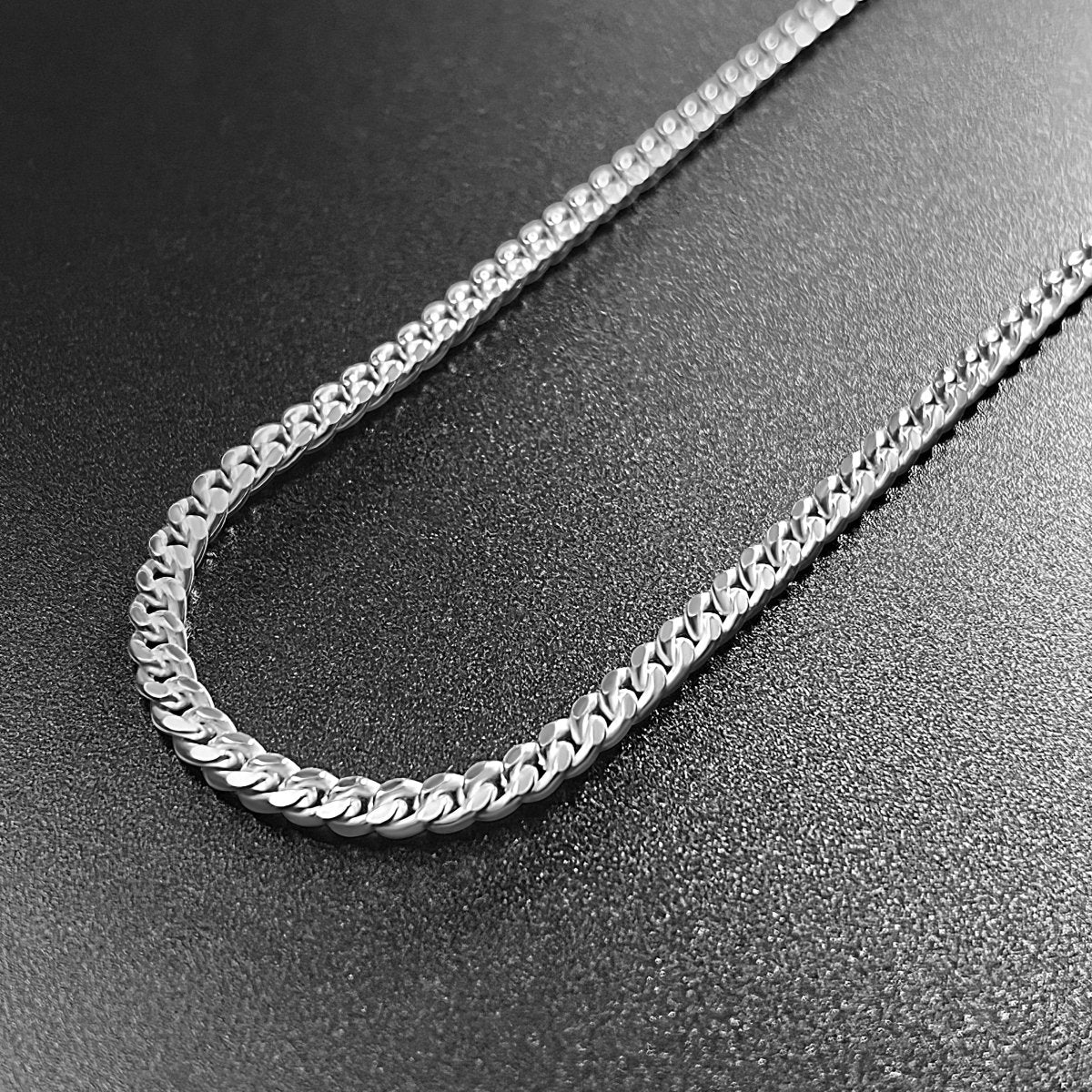 3.4MM Curb Chain - GLIMMERYN